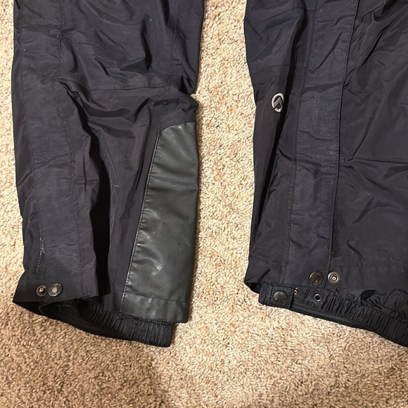 The North Face Gore-Tex XCR Black Summit Series Snowboarding Snowpants - Picture 5 of 8